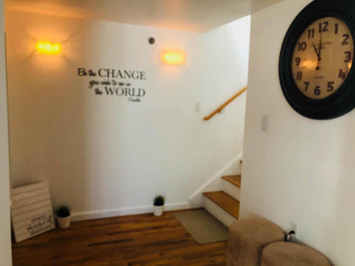 Updated Amazing Bi -Level Condo Minutes From Water Views Of New York City North Bergen Buitenkant foto